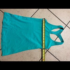 Lululemon tank top